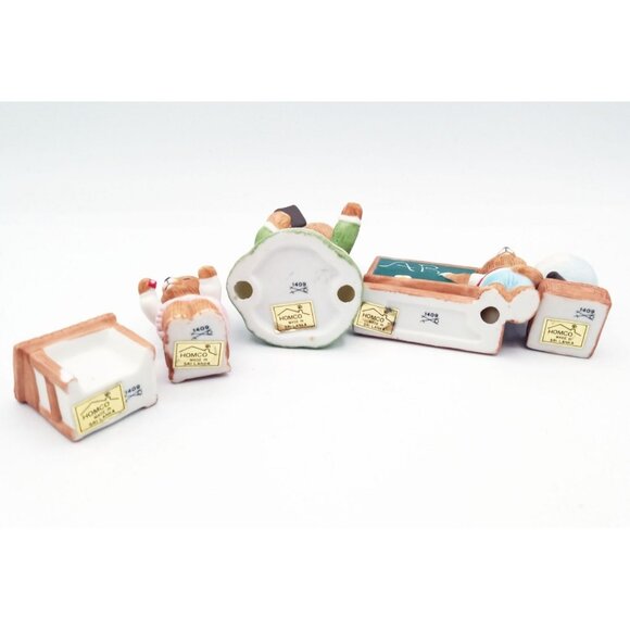 Homco Classroom Bear Figure Set Teacher Students Chalkboard Globe Desk Vintage - Picture 10 of 16
